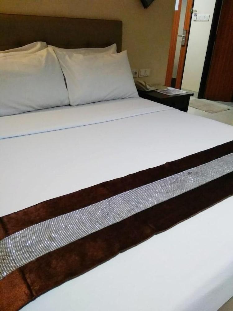 Rota International Hotel Jakarta Ngoại thất bức ảnh